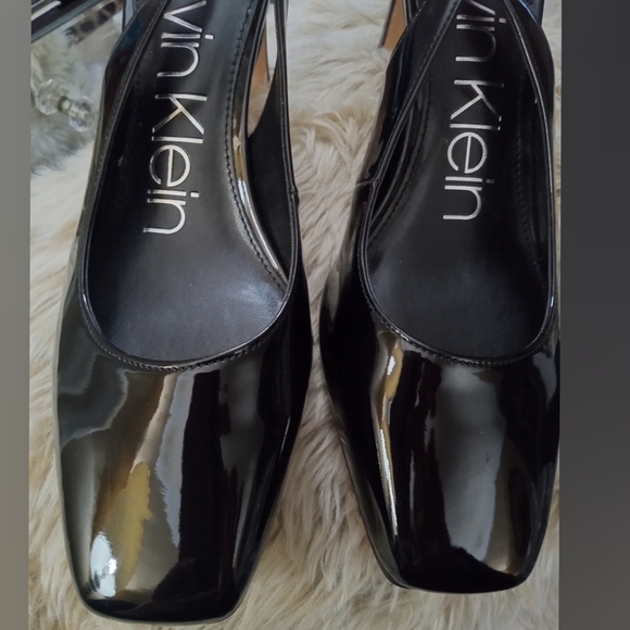 🆕⭐ Calvin Klein black patent leather slingback heels - Picture 11 of 12